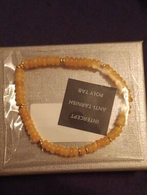 Yellow Jade 25.00 ctw Beaded Stretch Bracelet in Goldtone (6-6.5In)